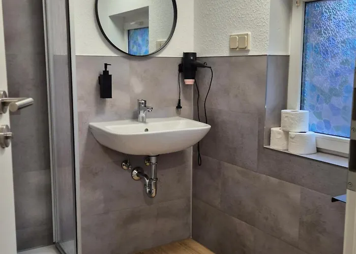 Attic Flat, Neu & Ruhiges 2 * Halle (Saale)